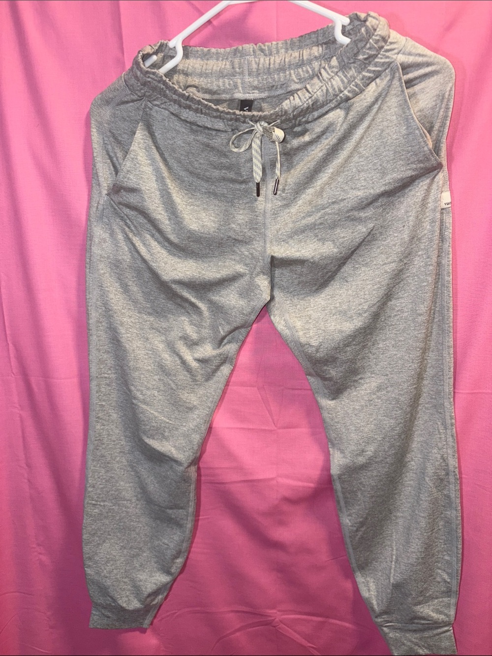Vuori Women’s Performance Joggers Heather Gray